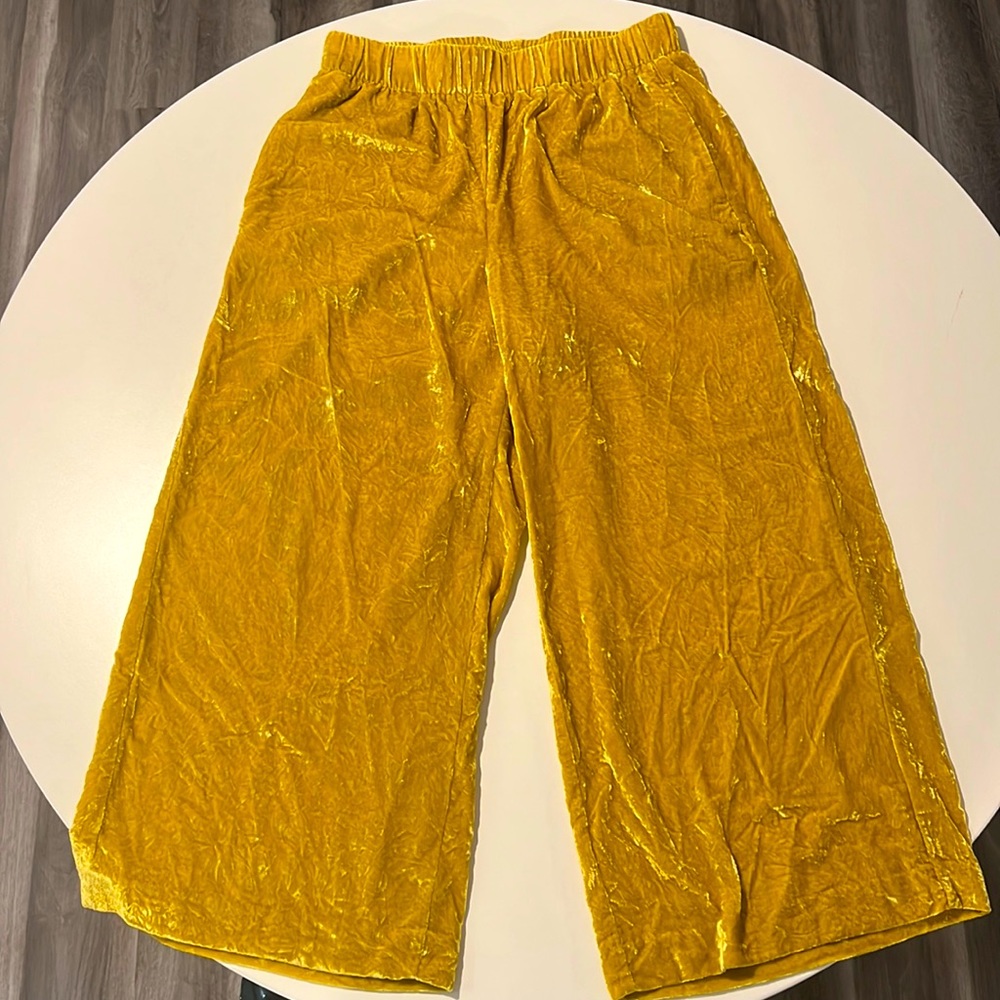 Women’s Ann Taylor mustard yellow velvet pants
